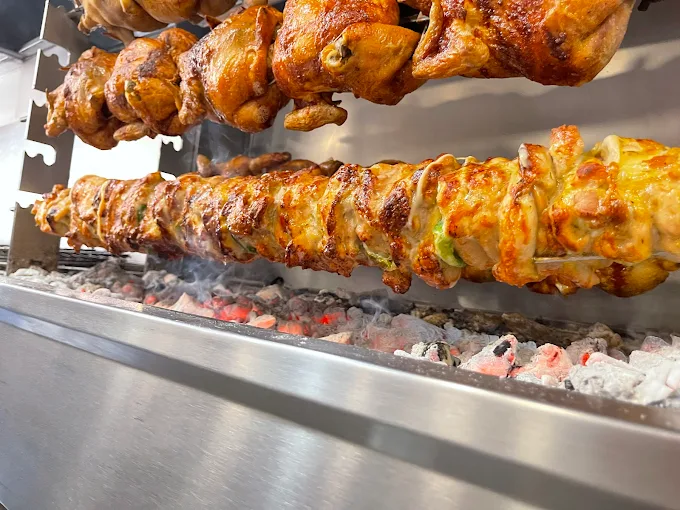 Ala Chicken, te pjekur pulë në Koridalo